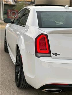 کرایسلەر 300